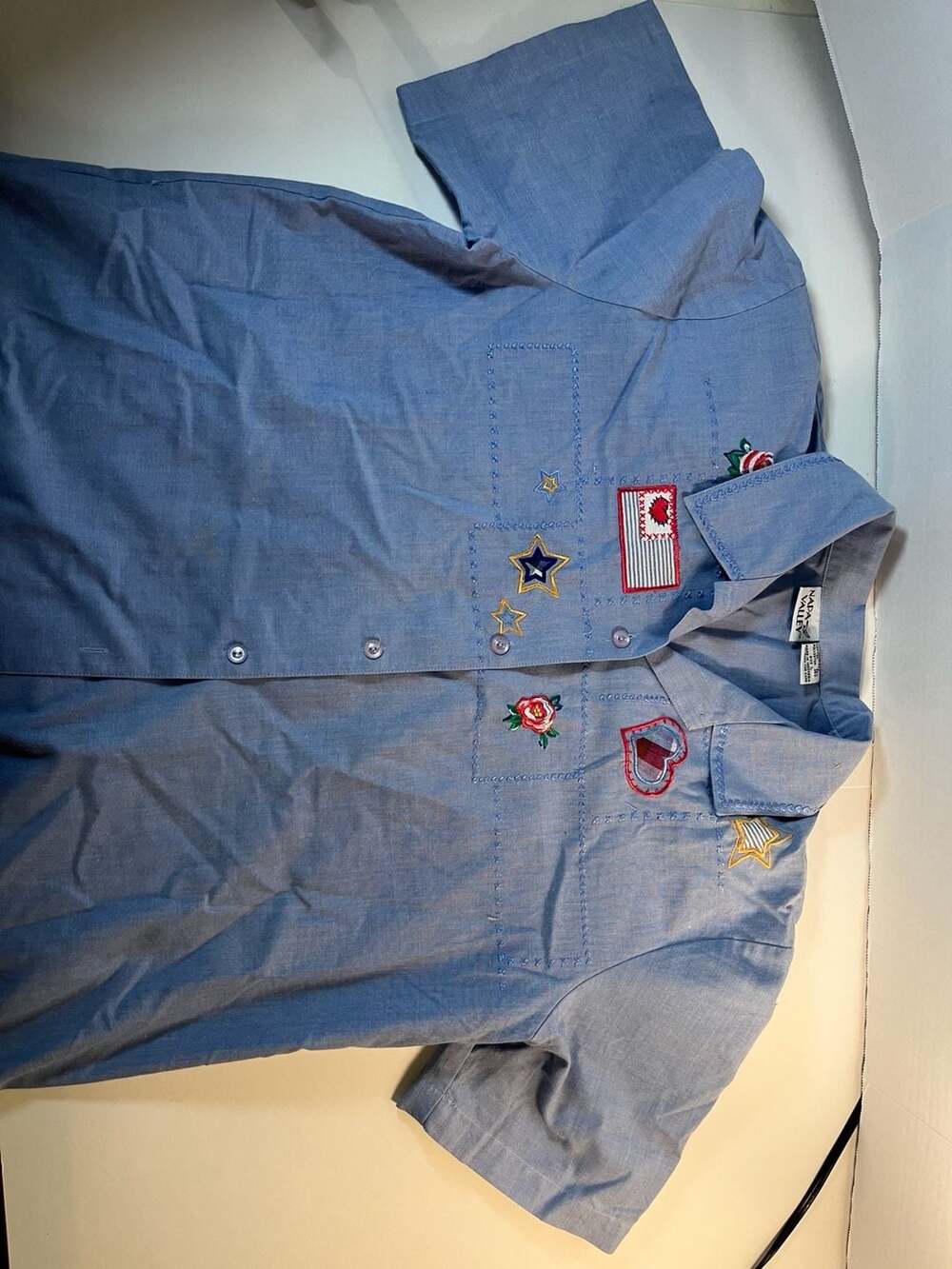 Napa Valley Short Sleeve Button Up Shirt Size L Blue Embroidered Patches